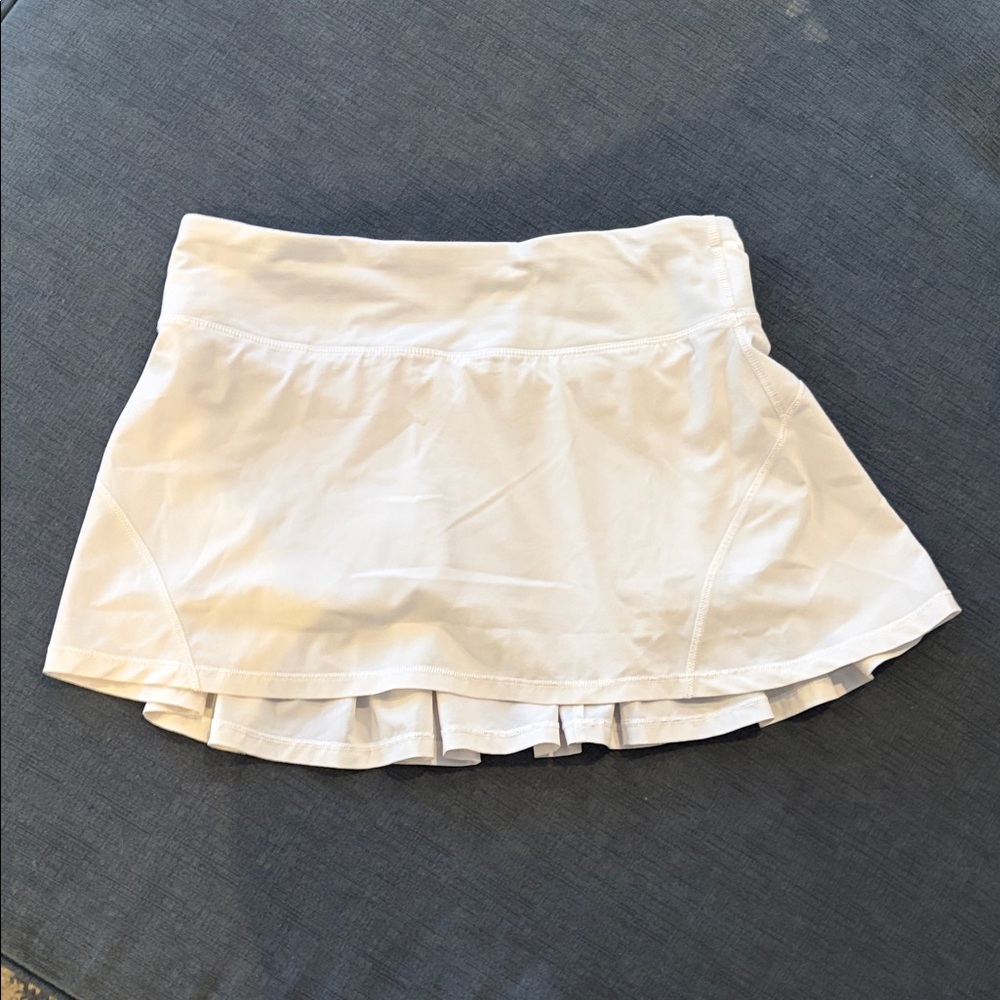 Lululemon White Tennis Skirt with Pleats & Zipper Pocket